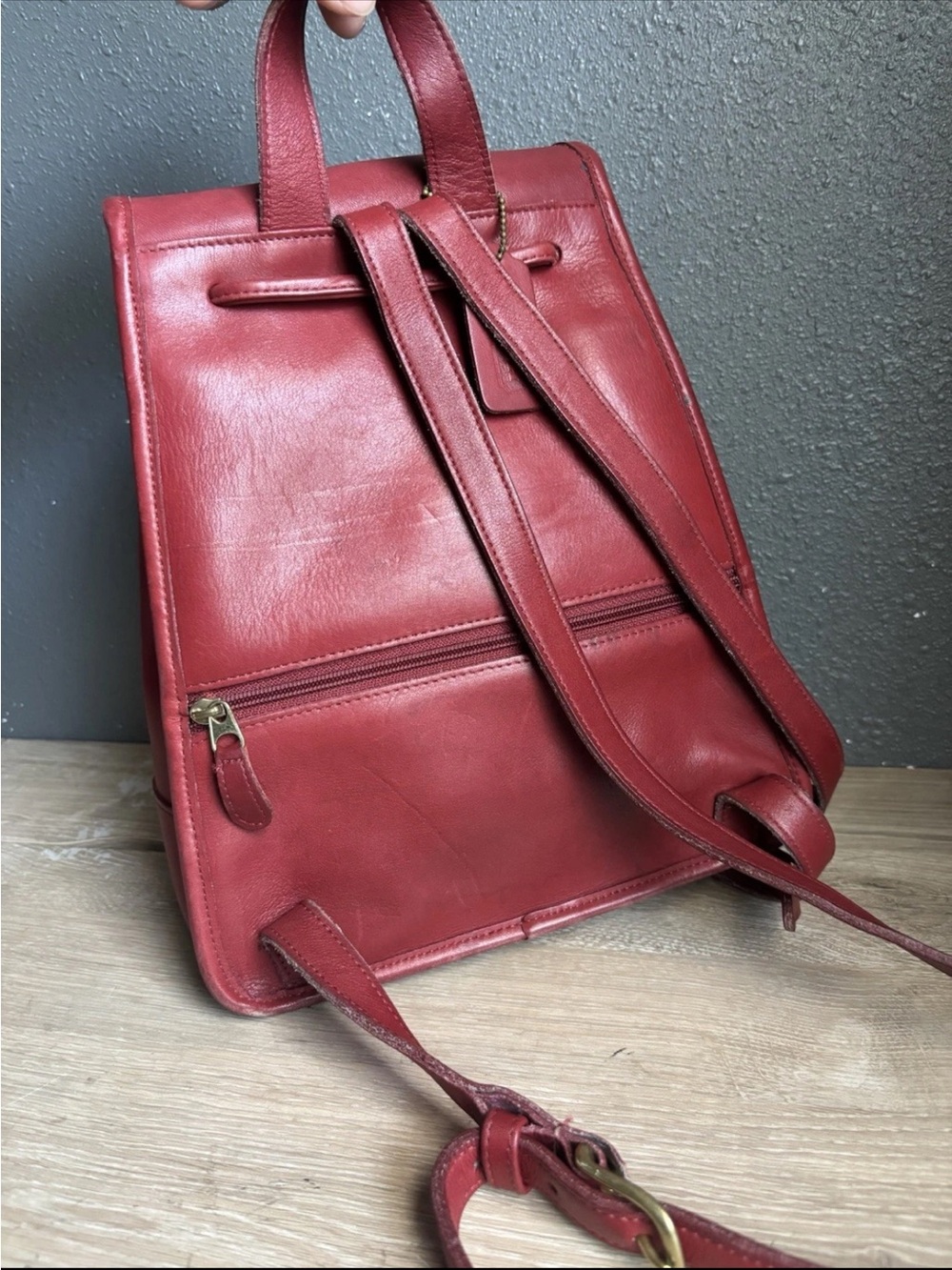 Vintage Coach 90s 9791 Red Leather Daypack Backpack - Picture 4 of 15
